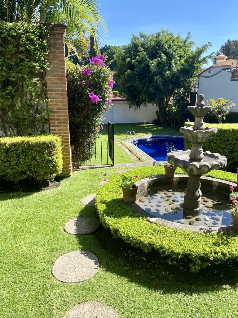 Casa en Santa María Ahuacatitlán, CP 62100, Morelos